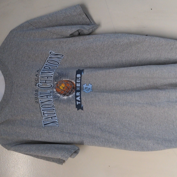 2005 Tar heels championship tee - Picture 1 of 2
